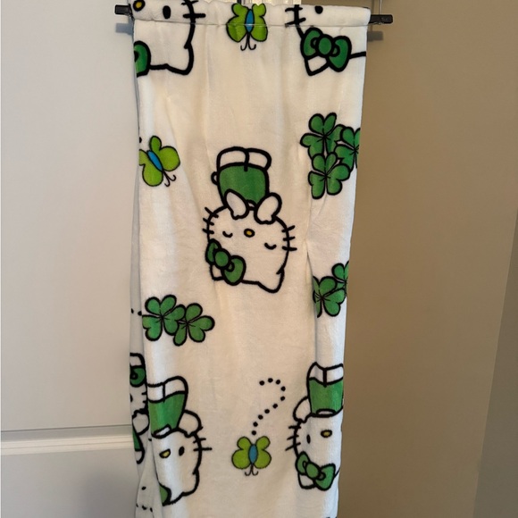 Hello Kitty Other - Hello Kitty Shamrock Blanket